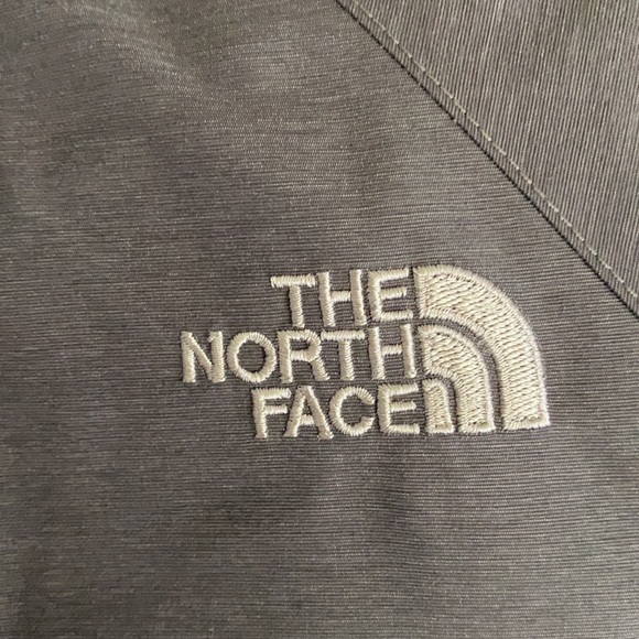 North Face Windbreaker - Picture 4 of 4